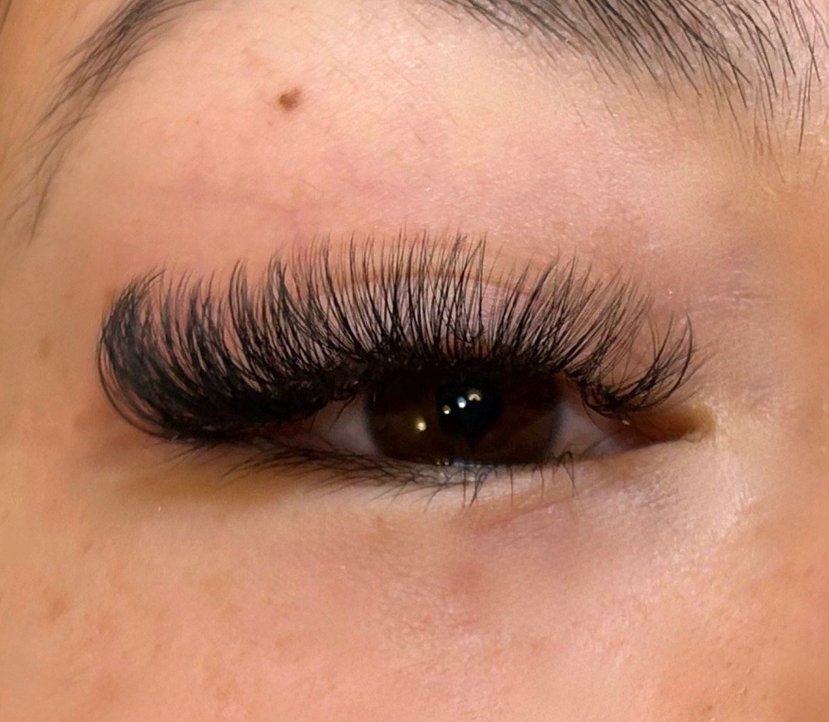 Lash set by Amanda